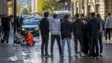 Paura in centro a Lecco: due gruppi di giovani si fronteggiano tra via Cavour e piazza Diaz