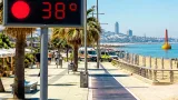 Pescara ancora sotto bollino rosso: l'ondata di calore persiste e pone rischi per la popolazione