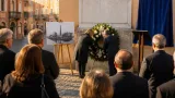 Piacenza ricorda le vittime della Pertite: cerimonia in piazzetta Pescheria