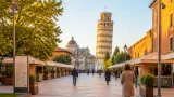 Pisa, riqualificata piazza Manin: meno bancarelle e nuova organizzazione dell'accesso ai Miracoli
