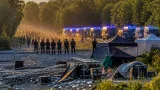 Rave non autorizzato a Serravalle a Po: 945 identificati e un arresto per resistenza