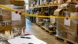 Sequestrati oltre 27mila articoli per uso alimentare: attività sospesa e multa di 8mila euro