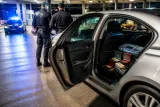 Truffa del finto carabiniere: fermato al casello uomo con gioielli dell’anziana derubata