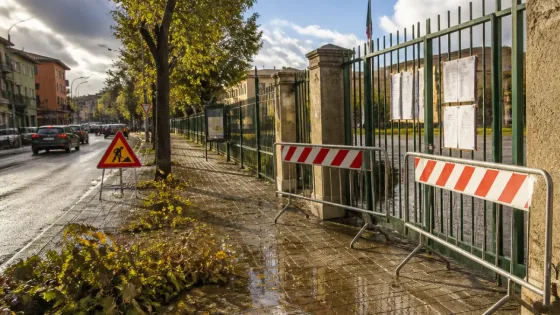 Allerta arancione: scuole chiuse a Pistoia e stop alle attività all'aperto per la giornata di domani