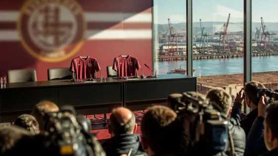 Livorno riaccoglie i fratelli Lucarelli: Cristiano allenatore, Alessandro ds per la nuova Serie C