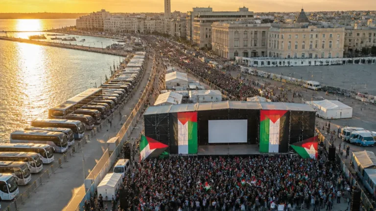 A Bari il porto al centro del 'Meloni Day': migliaia attese e corteo di protesta