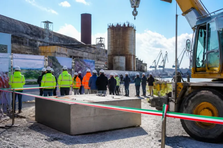 A Brindisi parte il cantiere per un polo di batterie LFP: cantierizzazione all’ex sito Versalis