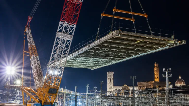 A Firenze il varo del nuovo cavalcaferrovia Ponte al Pino: stop ai treni fino al 30 luglio