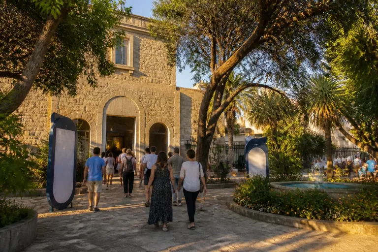 A Nuoro nasce il primo museo-rifugio climatico della Sardegna: Spazio Ilisso apre i suoi giardini