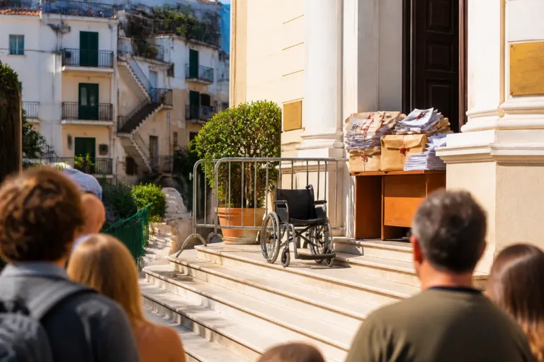 Accessibilità e diritti negati: l’inchiesta sul welfare tra Capri e la provincia di Napoli