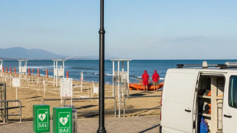 Affidato il servizio di salvataggio sulle spiagge libere: copertura garantita fino a settembre