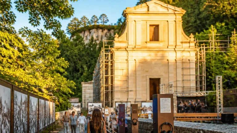 Al Furlo finanziato progetto 'Ascoltare il Silenzio' per Gallerie Romane e chiesa di Santa Maria
