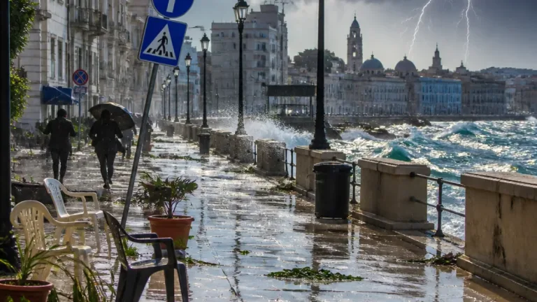 Allerta gialla in provincia di Bari fino a venerdì: temporali, grandinate e raffiche di burrasca