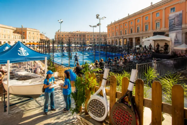 Ancona ospita l'Ancona City Padel Cup: sport, musica e iniziative sociali in piazza Cavour