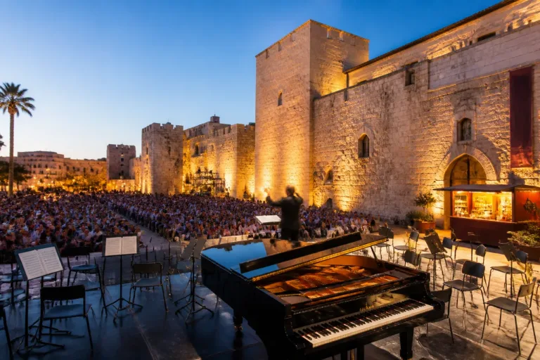 Barletta apre il Piano Festival: Rachmaninov in Piazza d'Armi con l'Orchestra Filarmonica Pugliese