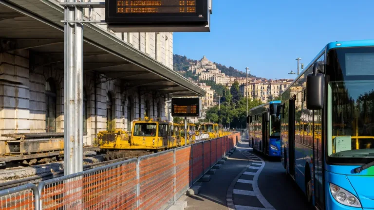 Bergamo, lavori RFI sulla Lecco–Ponte San Pietro: bus sostitutivi e orari rivisti