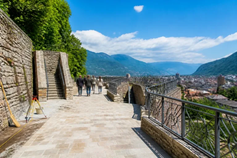 Bolzano, riaperta integralmente la passeggiata Sant'Osvaldo dopo i lavori di messa in sicurezza