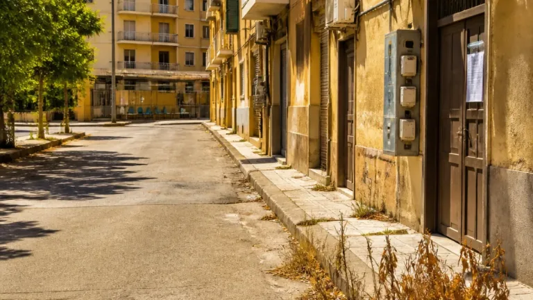 Caldo record a Caserta: quattro mesi di emergenza climatica, sanitaria ed economica