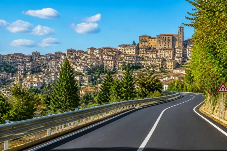 Chieti, oltre 2 milioni per le strade: via libera alle variazioni di bilancio provinciali