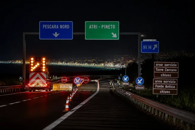 Chiusure notturne sulla A14 tra Pescara Nord e Atri-Pineto: come cambia la viabilità nelle due prime notti di luglio