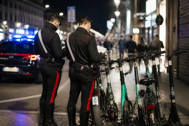 Controlli su monopattini e bici elettriche: 137 sanzioni e circa 12mila euro di multe in provincia