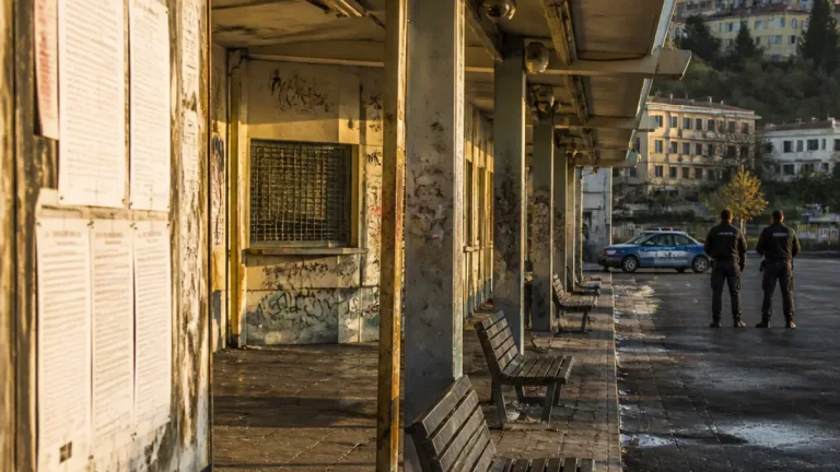 Cosenza, allarme sicurezza all'autostazione: i cittadini chiedono un presidio fisso