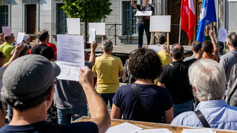 Cuneo, sindacati chiedono trasparenza sulla Fondazione CRC: conferenza in largo Audiffredi