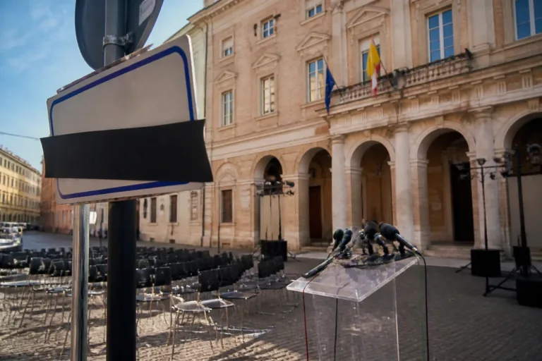 Ferretti, nuova frecciata a Macerata: «Nessuno è perfetto». Riapre la ferita su Largo Beligatti