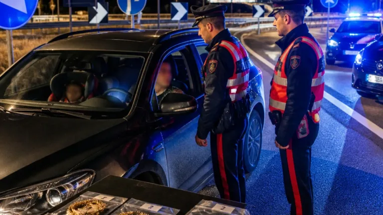 Finto carabiniere: arrestata coppia a Sansepolcro, recuperati gioielli per 70mila euro
