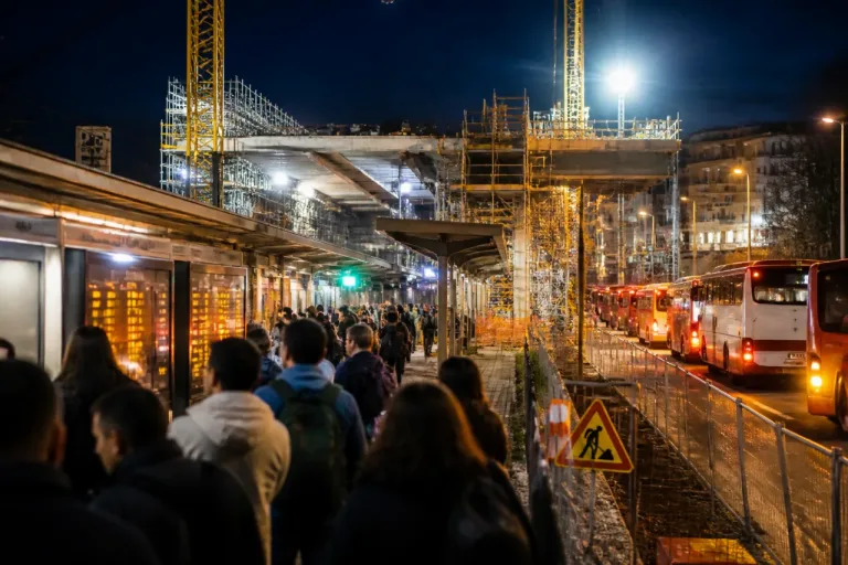 Firenze, stop ai treni per il cantiere di Ponte al Pino: orari, navette e impatti sui collegamenti