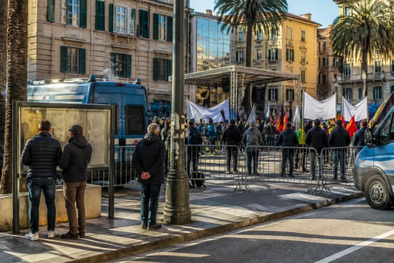 Genova, comizio di Vannacci ad Albaro: presidii, orari e restrizioni nel quartiere