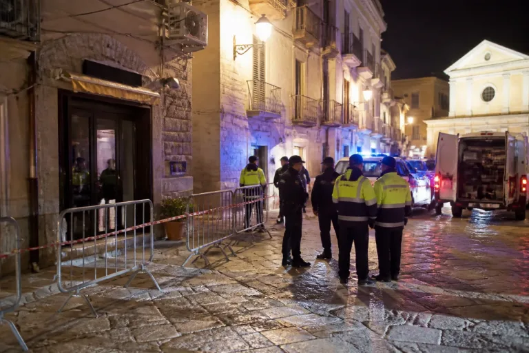 Isernia, stretta sui locali: tre sospensioni e nuova ordinanza per la movida