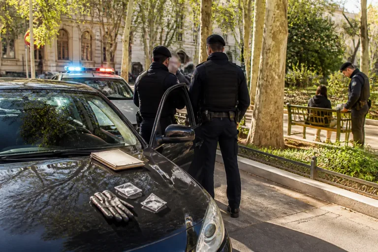 Macerata: due segnalazioni e sequestro di hashish e marijuana durante controlli dei Carabinieri