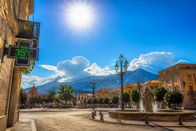 Anticiclone subtropicale in rinforzo: weekend stabile e picchi fino a 35°C, in aumento la prossima settimana