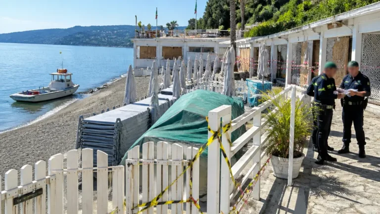 Paola: sequestrato stabilimento balneare su 1.800 mq, indagine su occupazione demaniale