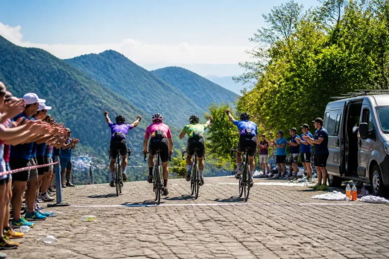 Quattro amici portano a termine la Pistoia–Abetone: la prova umana dietro i 50 km