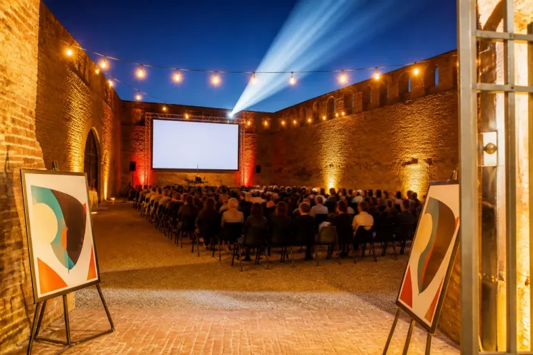 Ravenna: torna il cinema sotto le mura della Rocca Brancaleone con ospiti nazionali