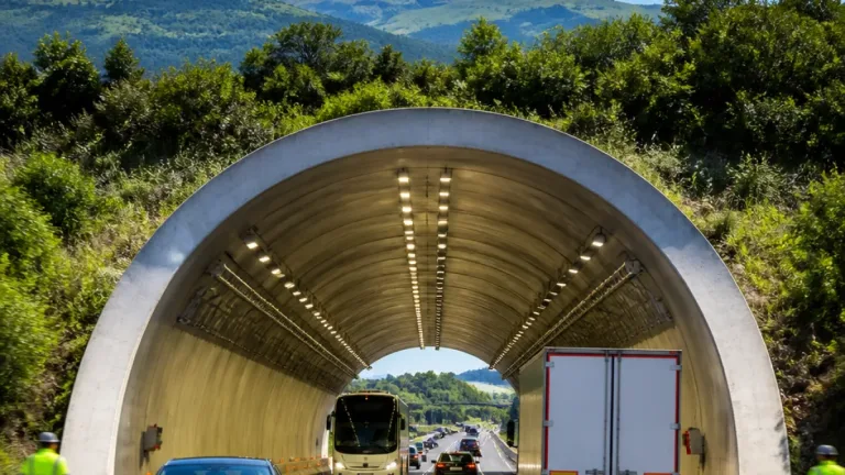 Riaperta la galleria 'Le Chiavi': sollievo per la viabilità da Viterbo verso Siena