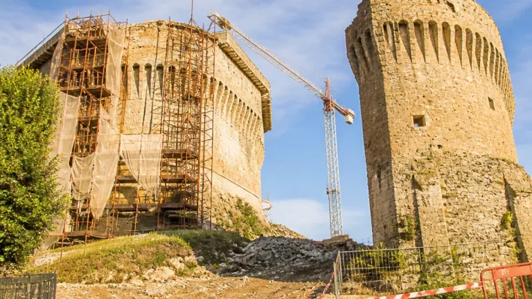 Rocca di Montefiore, Italia Nostra denuncia lavori incompiuti e interventi invasivi