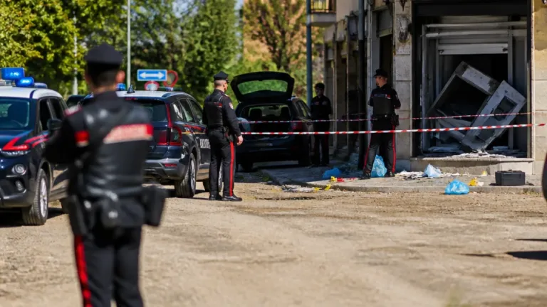 Smantellata banda del basso Tavoliere: 7 arresti per 12 assalti agli sportelli Atm