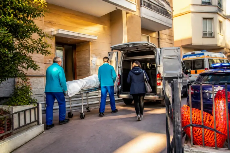 Tentato omicidio a Savona: arresto convalidato, il 98enne trasferito in una rsa