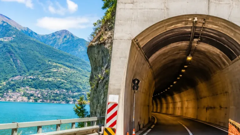 Tragedia nella galleria Monte Piazzo: muore un operaio di 27 anni a Colico