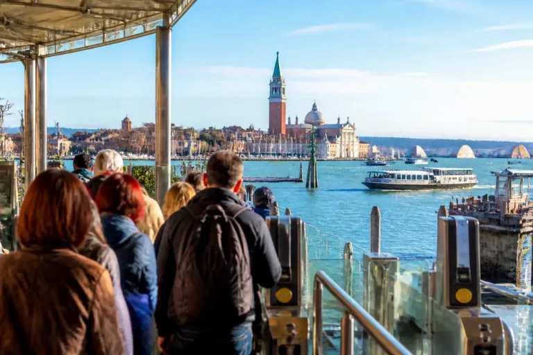 Venezia: l'Unesco riconosce il ruolo del contributo d'accesso per la tutela della città