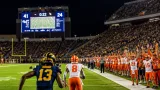 Oklahoma State’s big-play offense overwhelms West Virginia in 41-24 Morgantown win