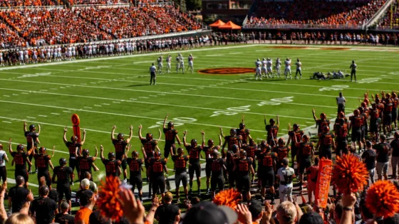 Oregon State overwhelms Montana 52-17 as Grizzlies struggle to contain Beavers