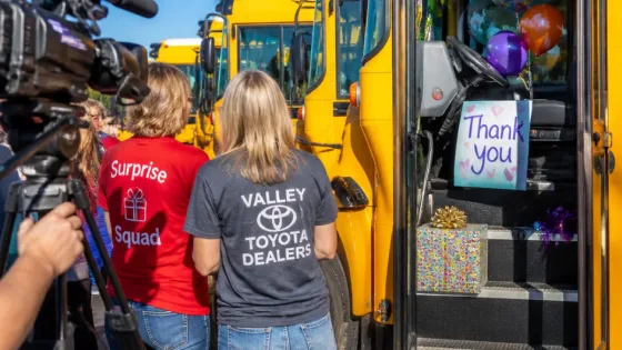 Surprise Squad honors Paradise Valley bus driver whose care extends beyond the route
