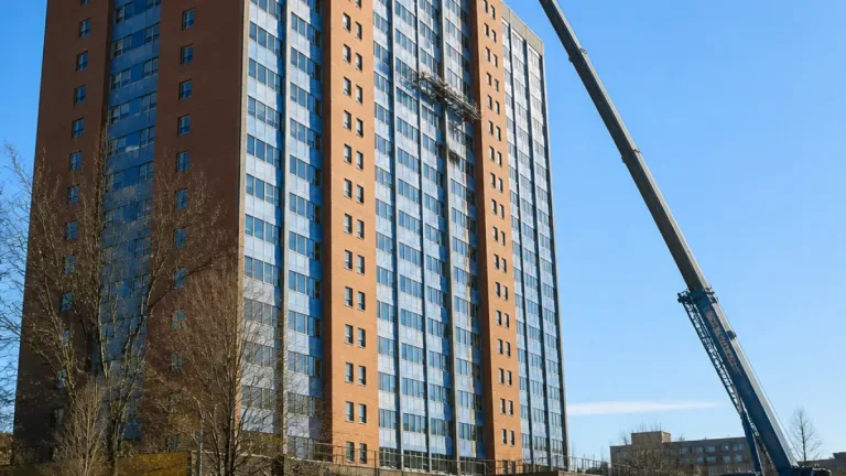 Ann Arbor high-rise scaffolding mishap on 13th floor draws safety scrutiny