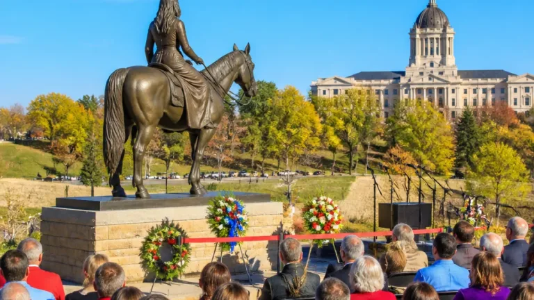 Bronze statue of Kristi Noem and horse Iceman unveiled at Capitol trailhead