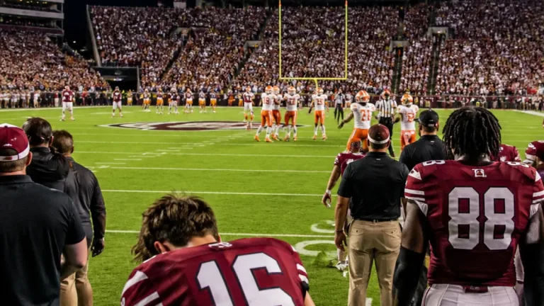 Gamecocks drop 41-34 home decision as Bulldogs rally from early deficit