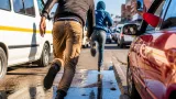 Klerksdorp man’s quick thinking recovers R45 000 cellphone after rush-hour snatch